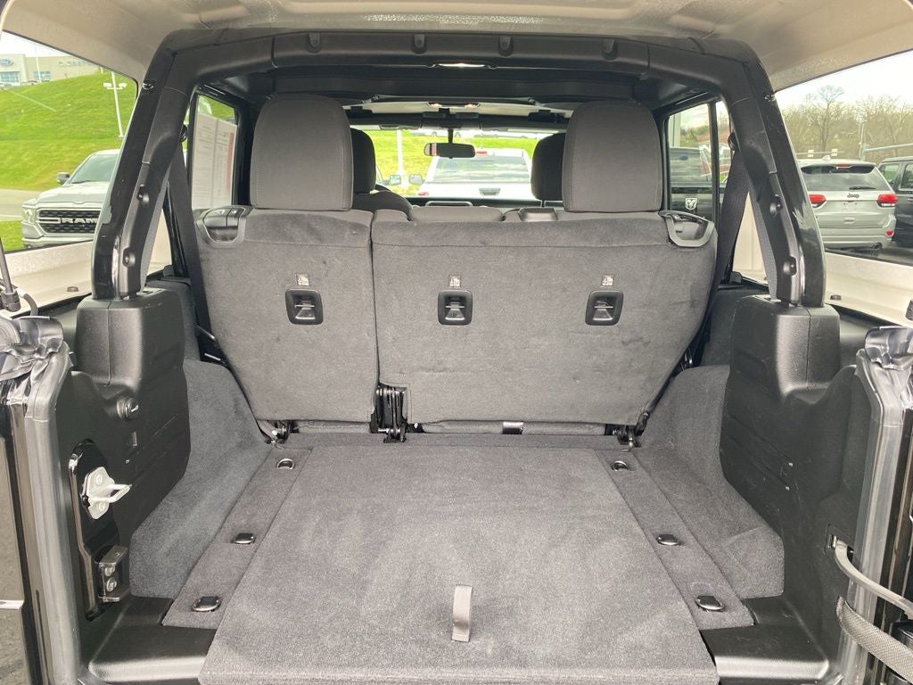 2022 Jeep Wrangler Unlimited Willys