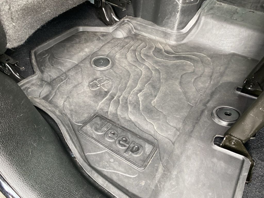 2022 Jeep Wrangler Unlimited Willys