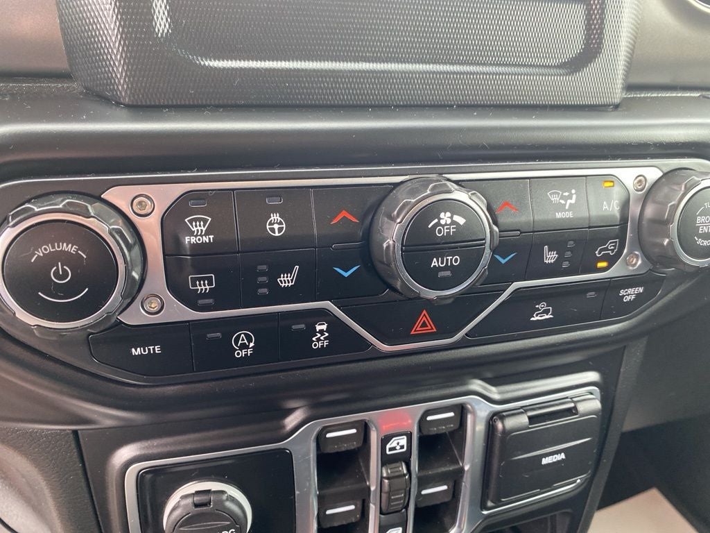 2022 Jeep Wrangler Unlimited Willys