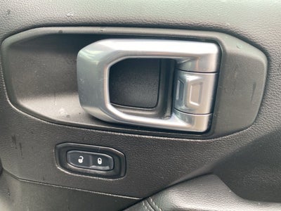 2022 Jeep Wrangler Unlimited Sahara Altitude