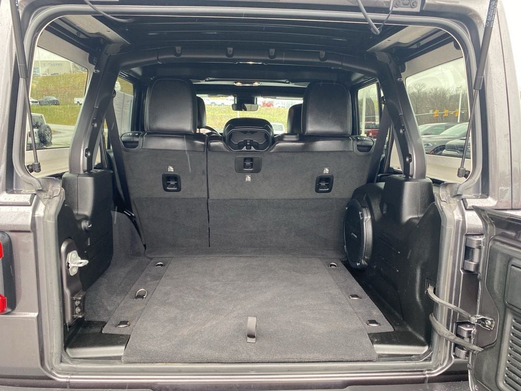 2022 Jeep Wrangler Unlimited Sahara Altitude