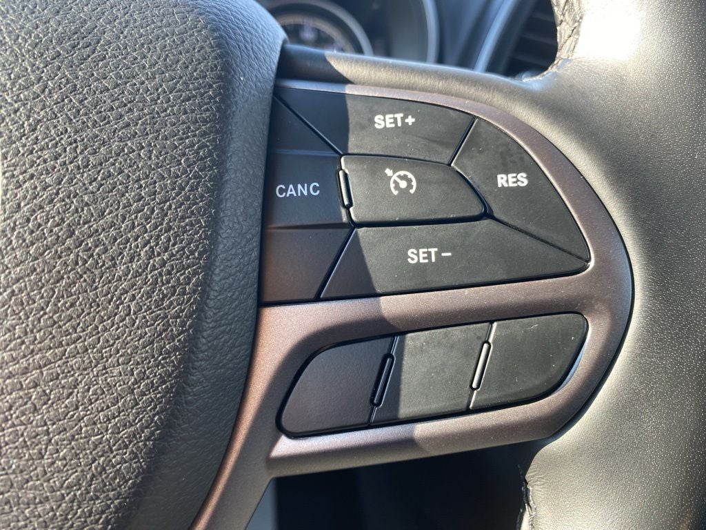 2020 Jeep Cherokee Lux