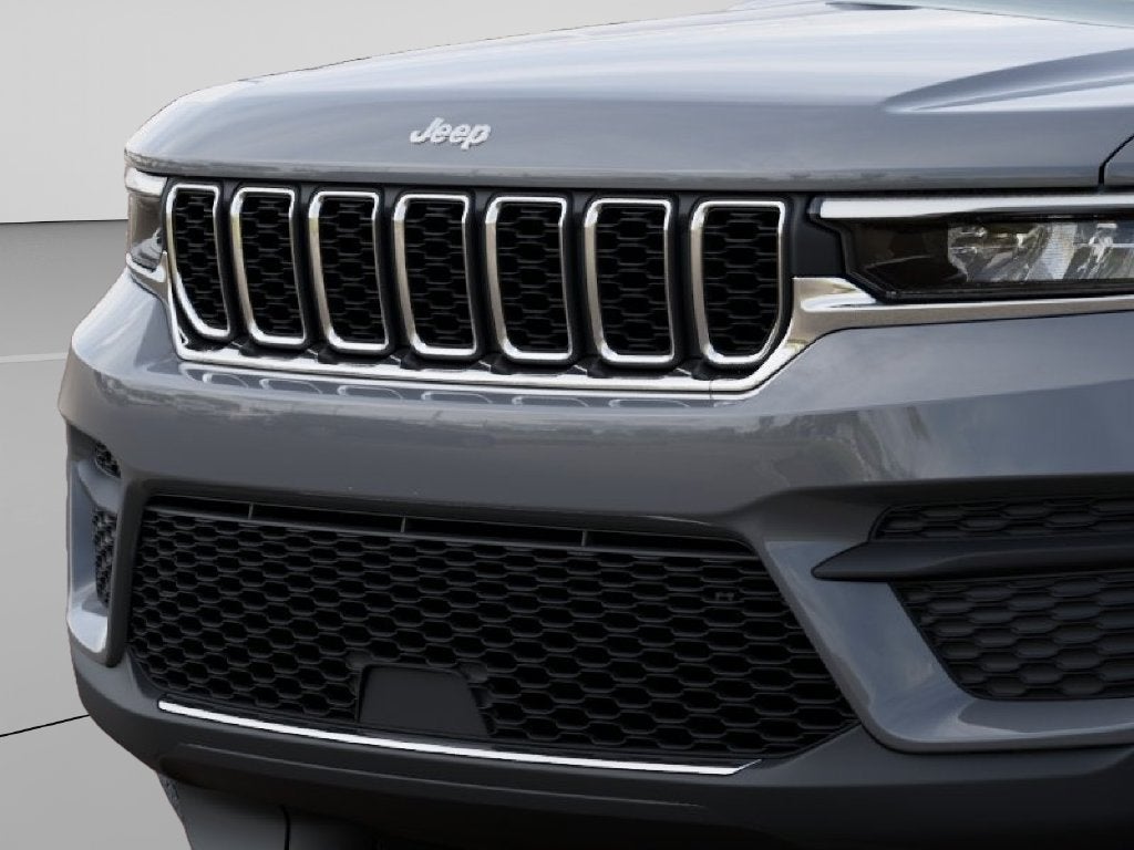 2027 Jeep Grand Cherokee Laredo X