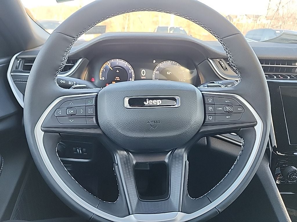 2025 Jeep Grand Cherokee Laredo X