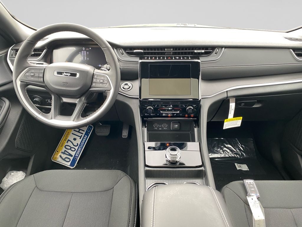 2026 Jeep Grand Cherokee Laredo X