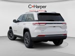 2027 Jeep Grand Cherokee Laredo Altitude