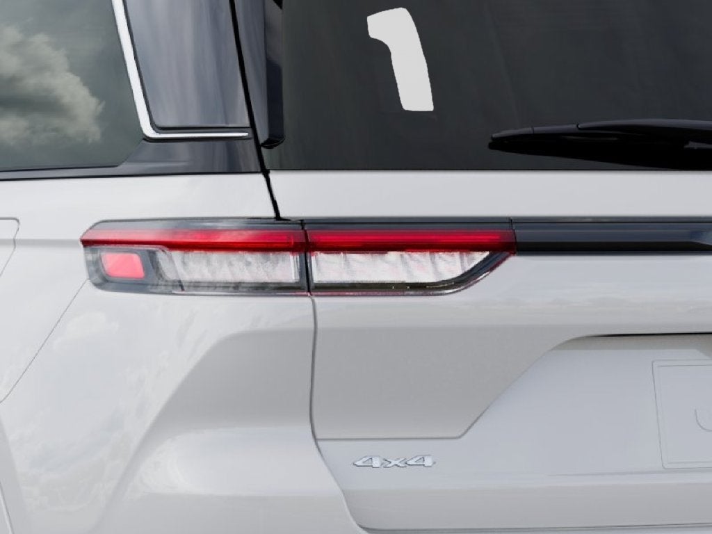 2027 Jeep Grand Cherokee Summit