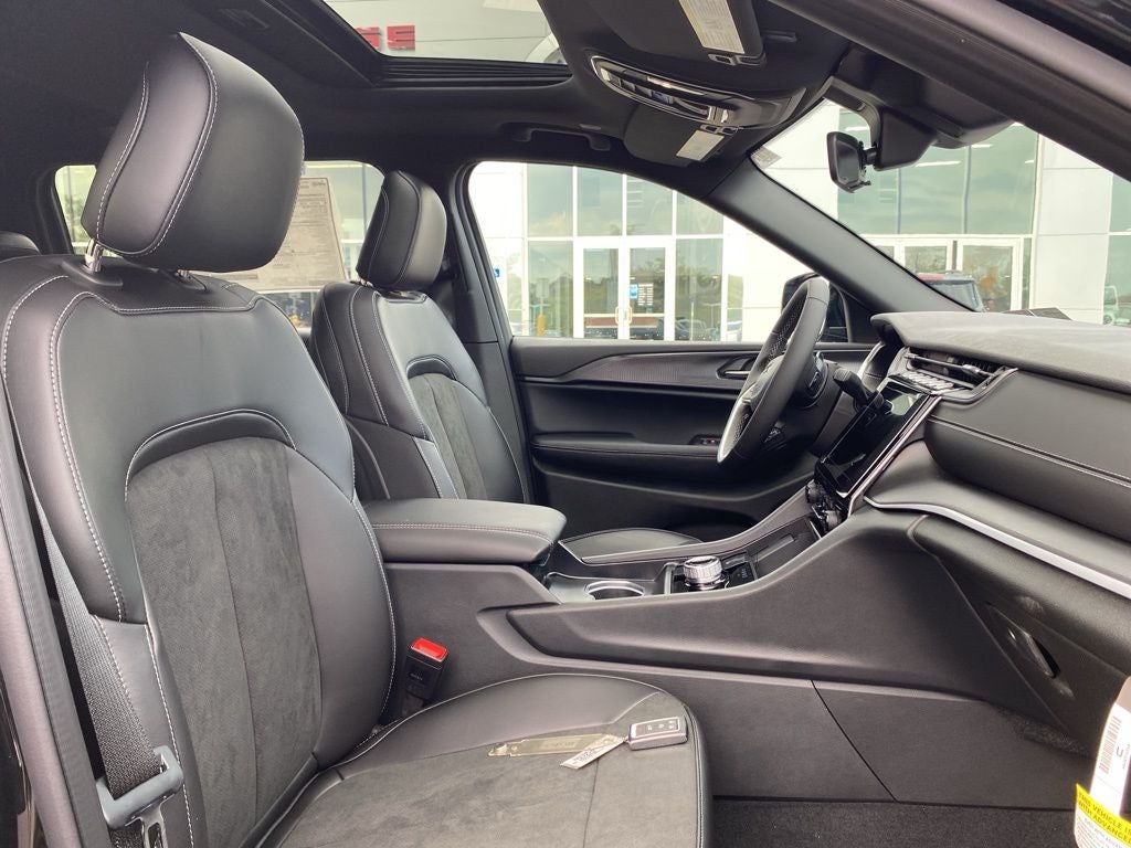 2025 Jeep Grand Cherokee L Altitude X