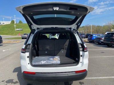 2026 Jeep Grand Cherokee L Laredo