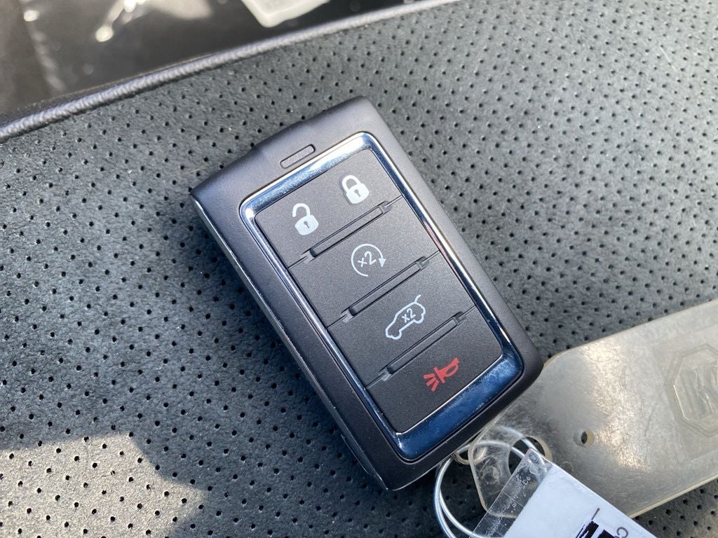 2026 Jeep Grand Cherokee L Laredo