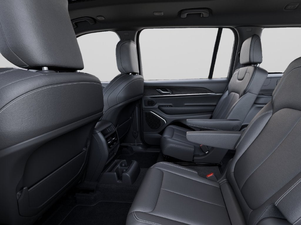 2027 Jeep Grand Cherokee L Limited