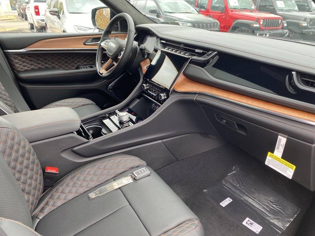 2025 Jeep Grand Cherokee L Summit