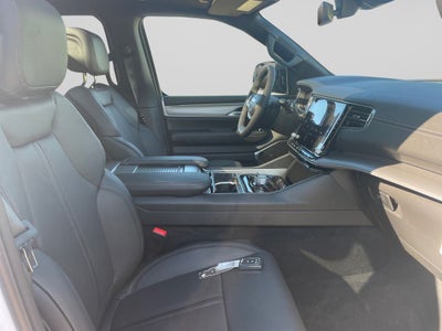 2026 Jeep Grand Wagoneer 4x4