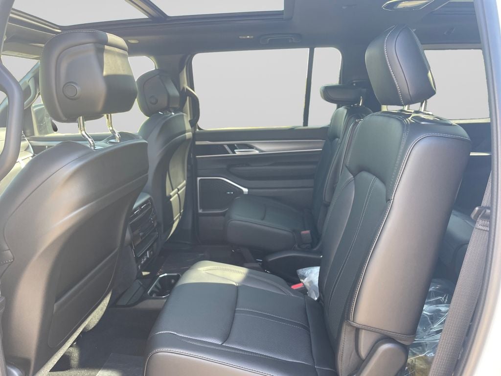 2026 Jeep Grand Wagoneer 4x4
