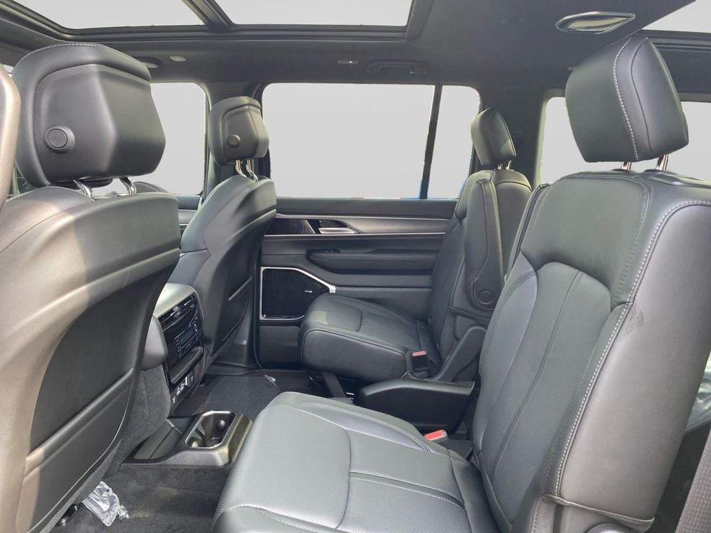 2026 Jeep Grand Wagoneer Limited Altitude