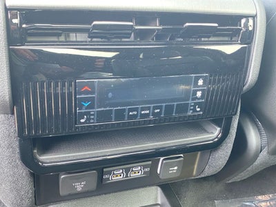 2026 Jeep Grand Wagoneer Limited Altitude