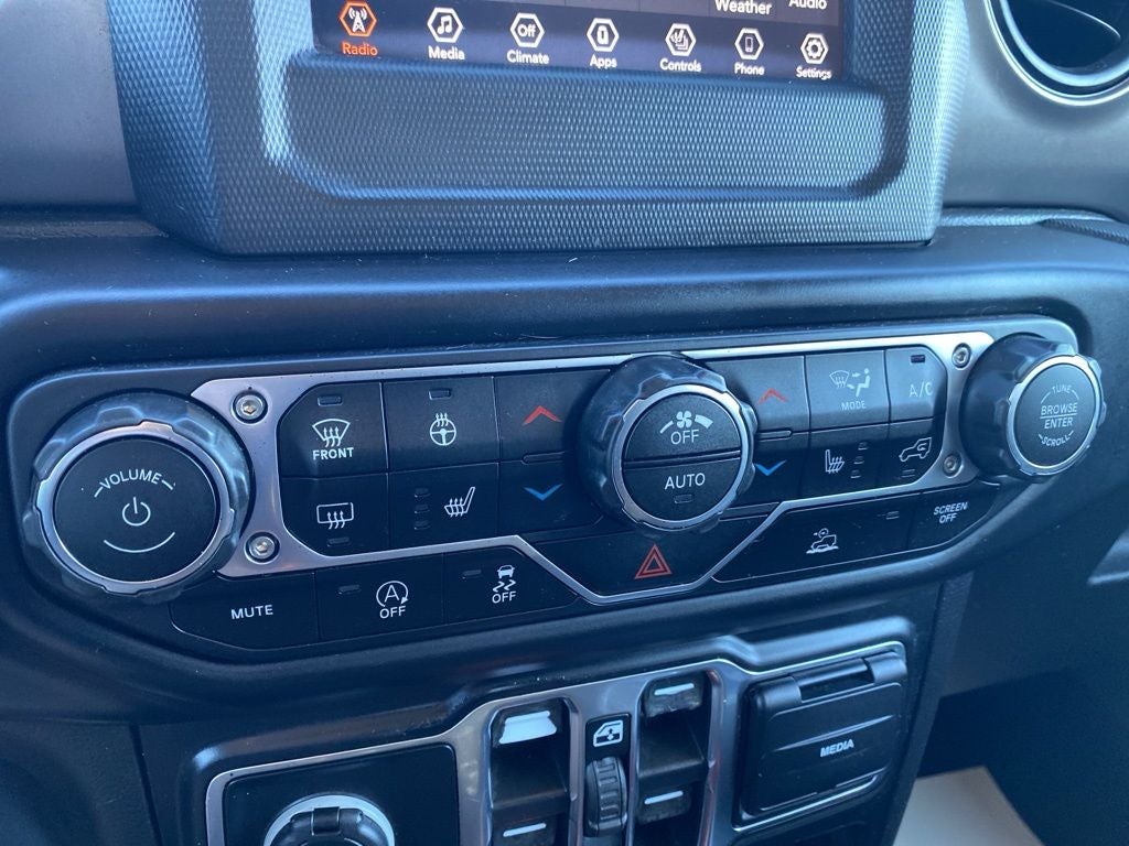 2022 Jeep Gladiator Sport