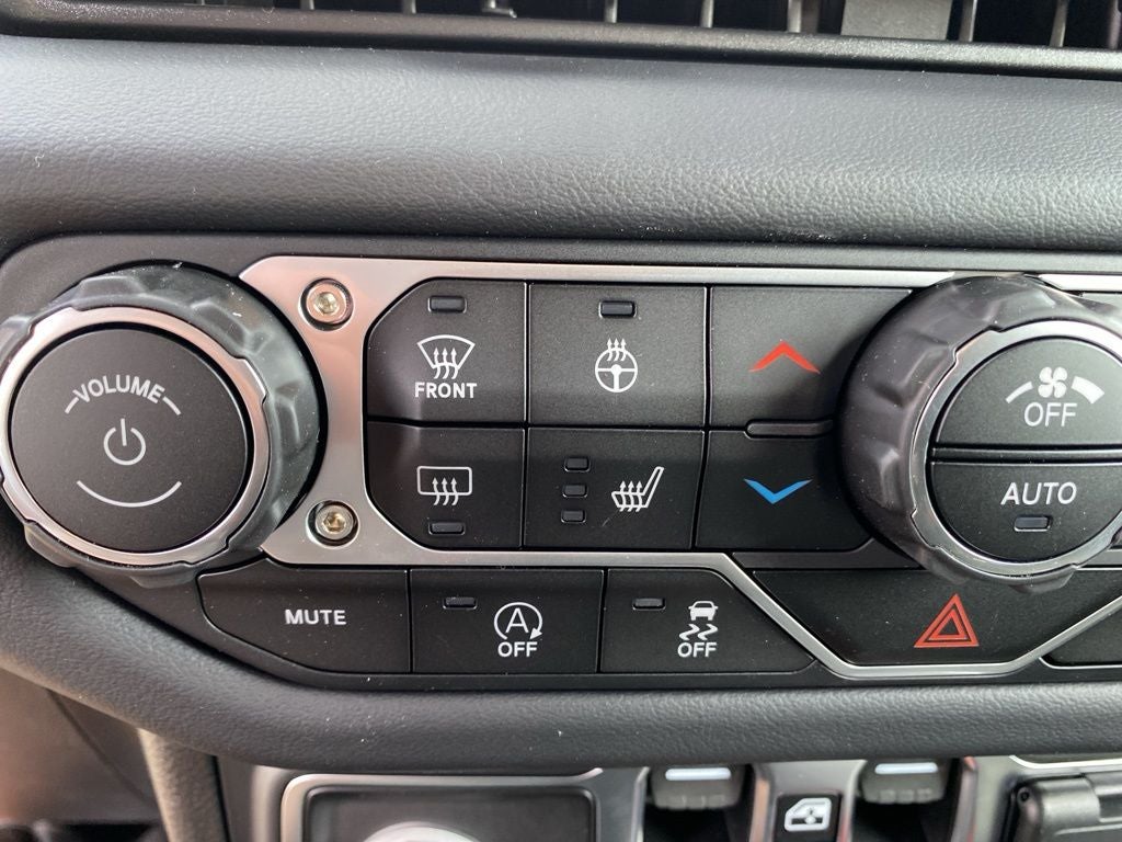 2025 Jeep Gladiator Mojave