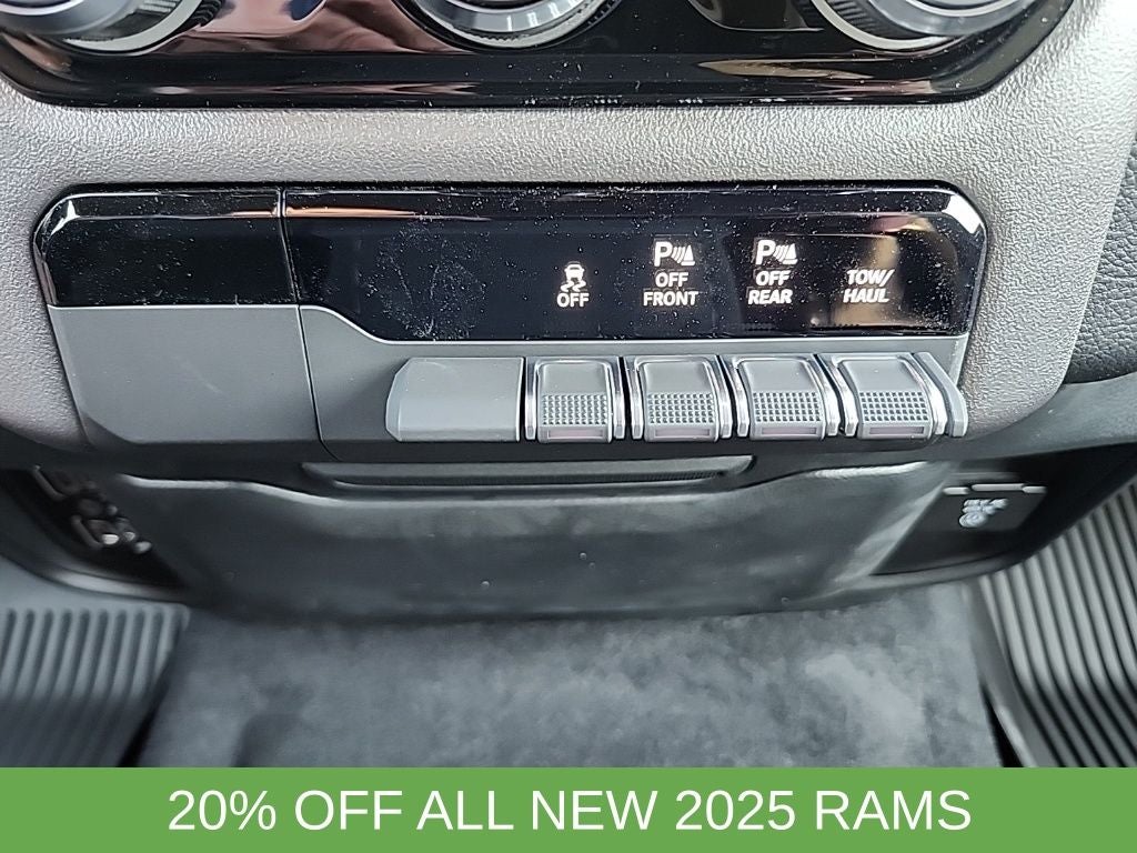 2025 RAM 1500 Big Horn/Lone Star