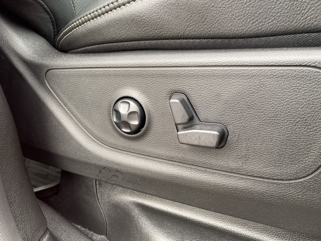 2025 RAM 1500 RHO