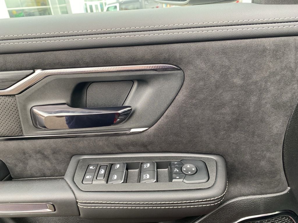2025 RAM 1500 RHO