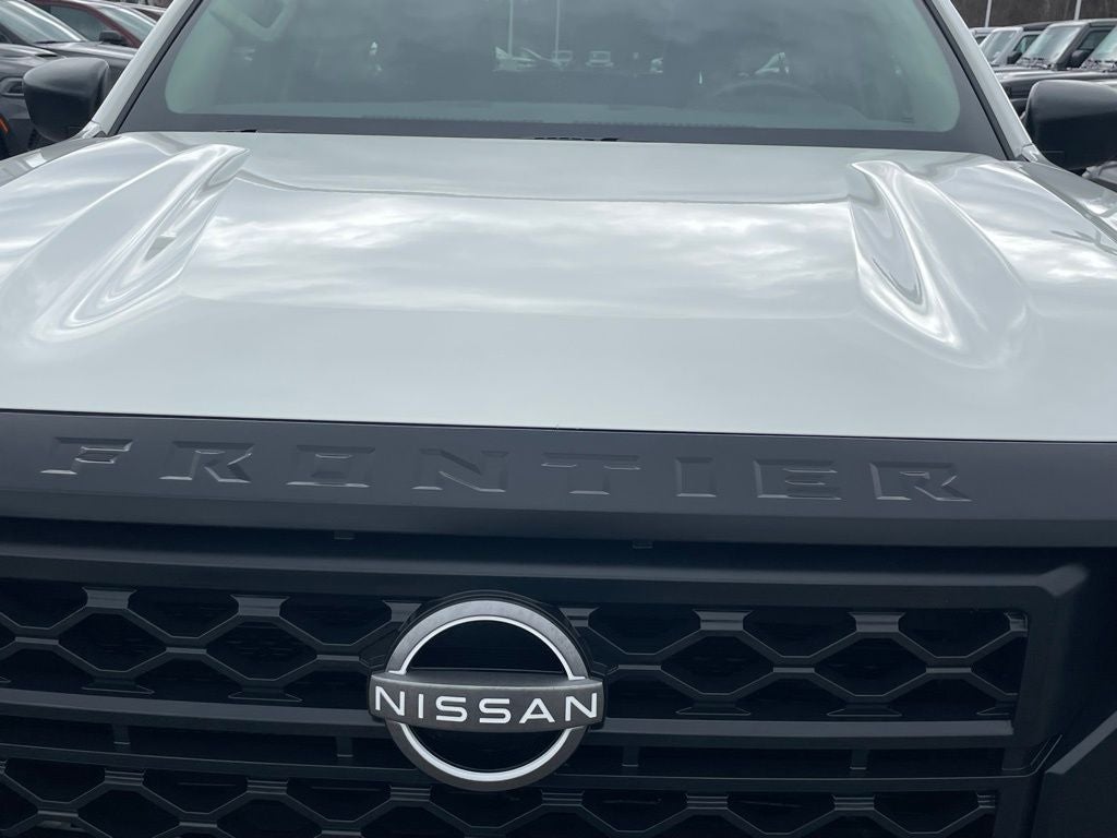 2024 Nissan Frontier S