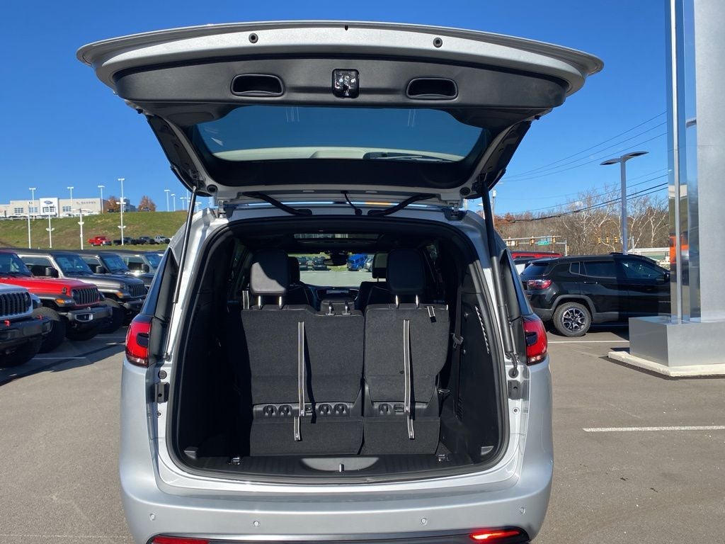 2026 Chrysler Pacifica Limited