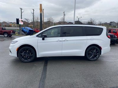 2026 Chrysler Pacifica Limited