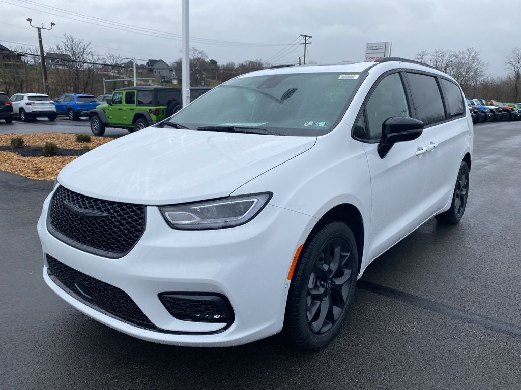 2026 Chrysler Pacifica Limited