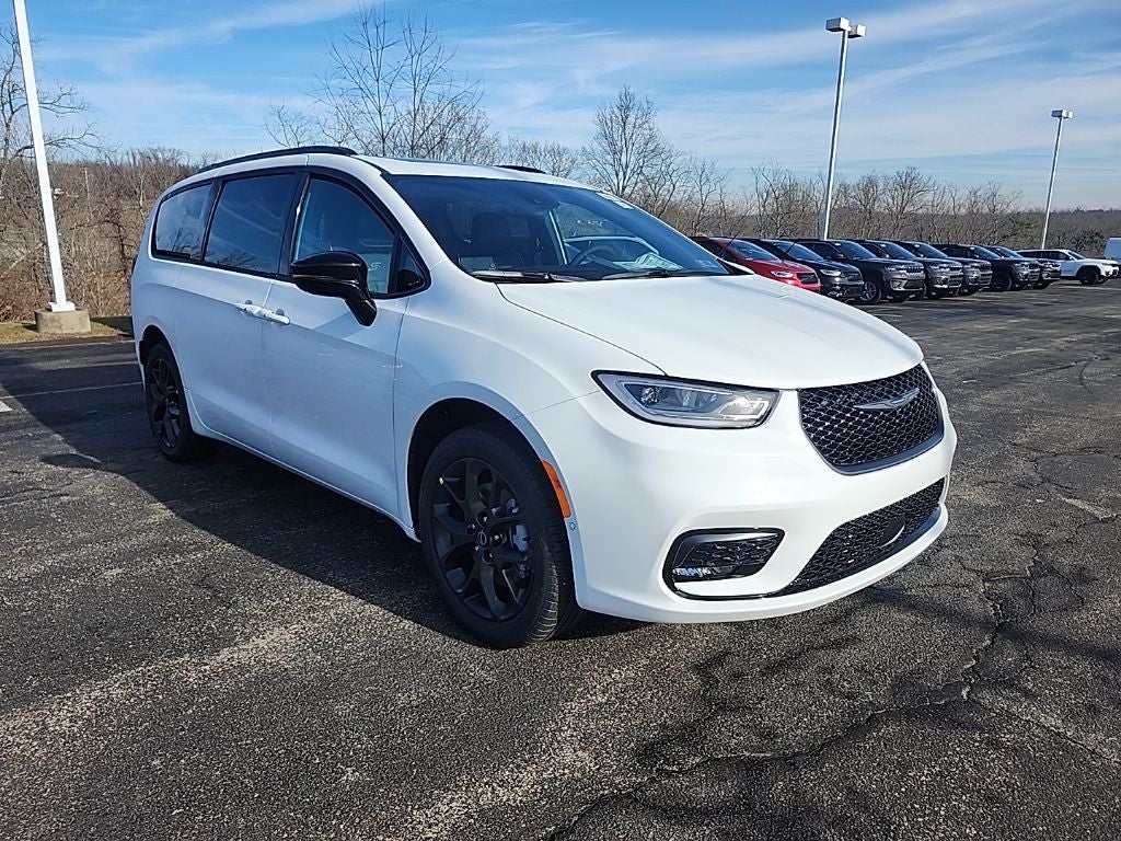 2026 Chrysler Pacifica Limited