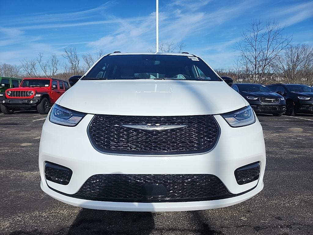 2026 Chrysler Pacifica Limited