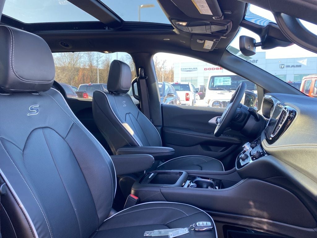 2026 Chrysler Pacifica Limited