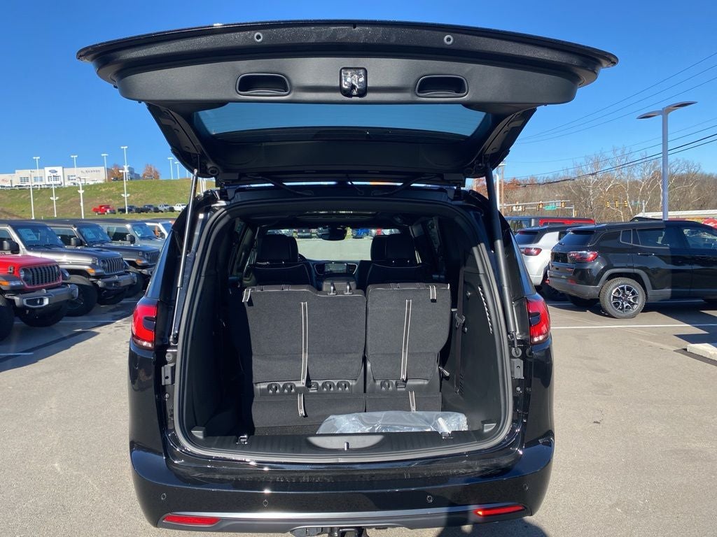 2026 Chrysler Pacifica Limited