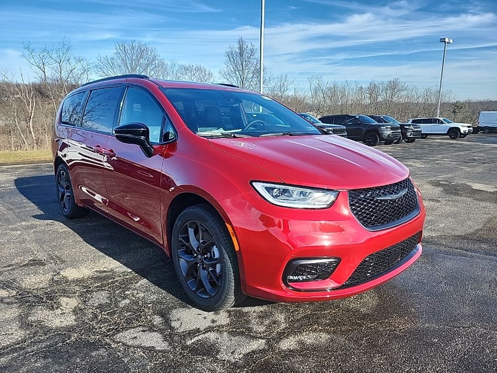 2026 Chrysler Pacifica Limited