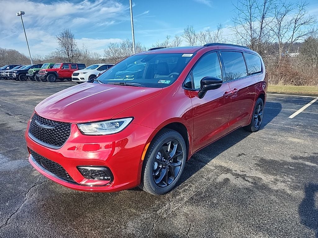 2026 Chrysler Pacifica Limited