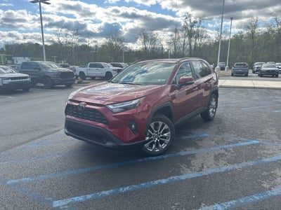 2025 Toyota RAV4 XLE Premium