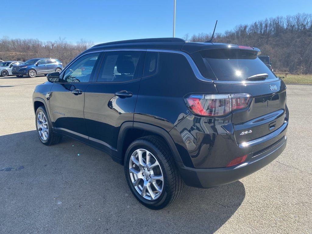 2022 Jeep Compass Latitude Lux