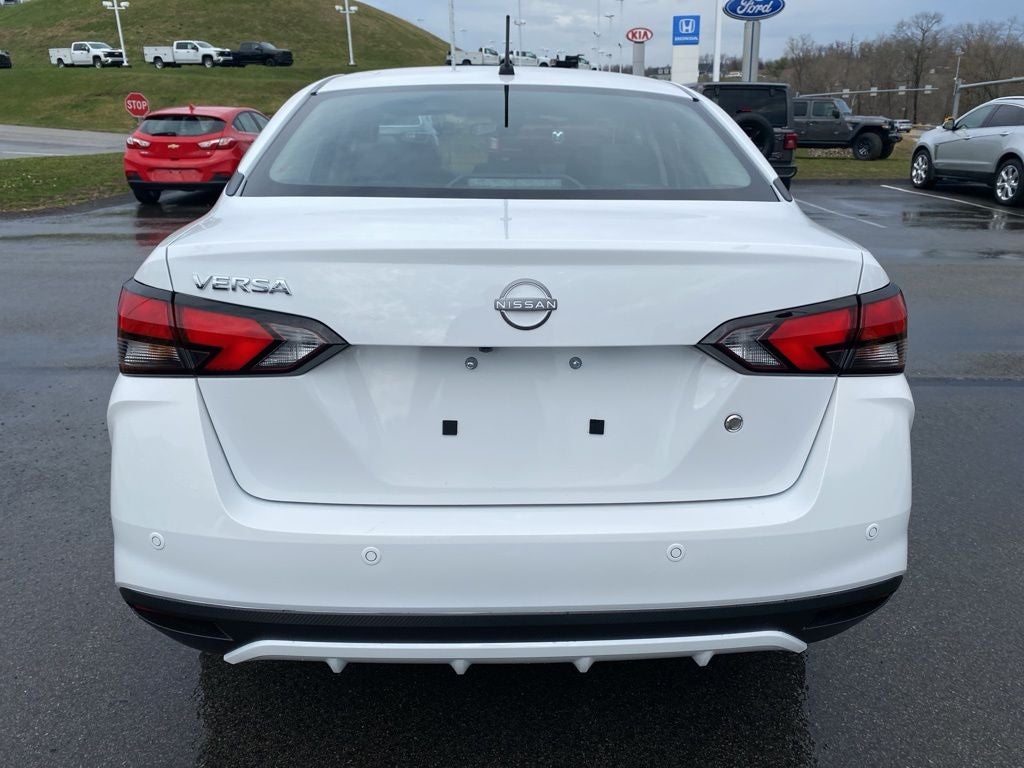 2024 Nissan Versa 1.6 S