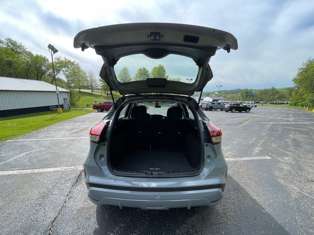 2024 Nissan Kicks SV