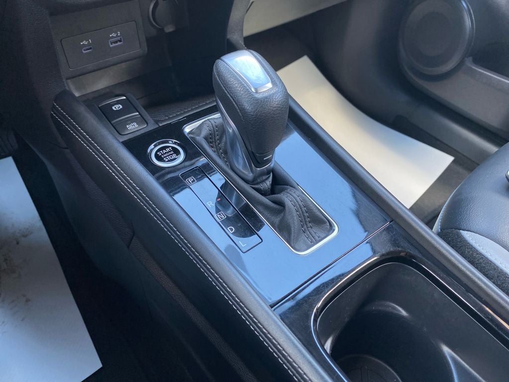 2024 Nissan Kicks SR