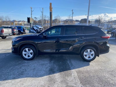 2023 Toyota Highlander LE