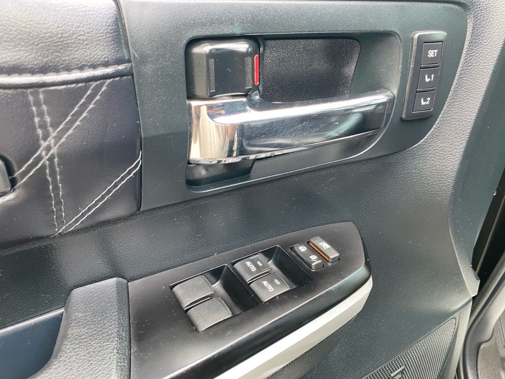 2017 Toyota Tundra Platinum 5.7L V8