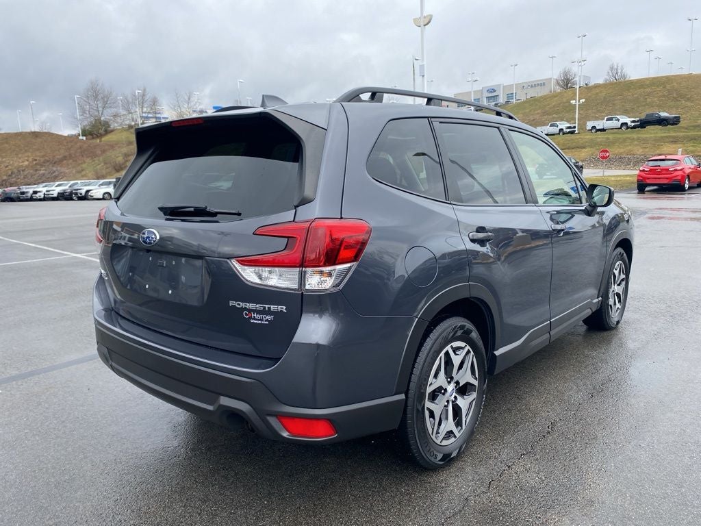 2022 Subaru Forester Premium