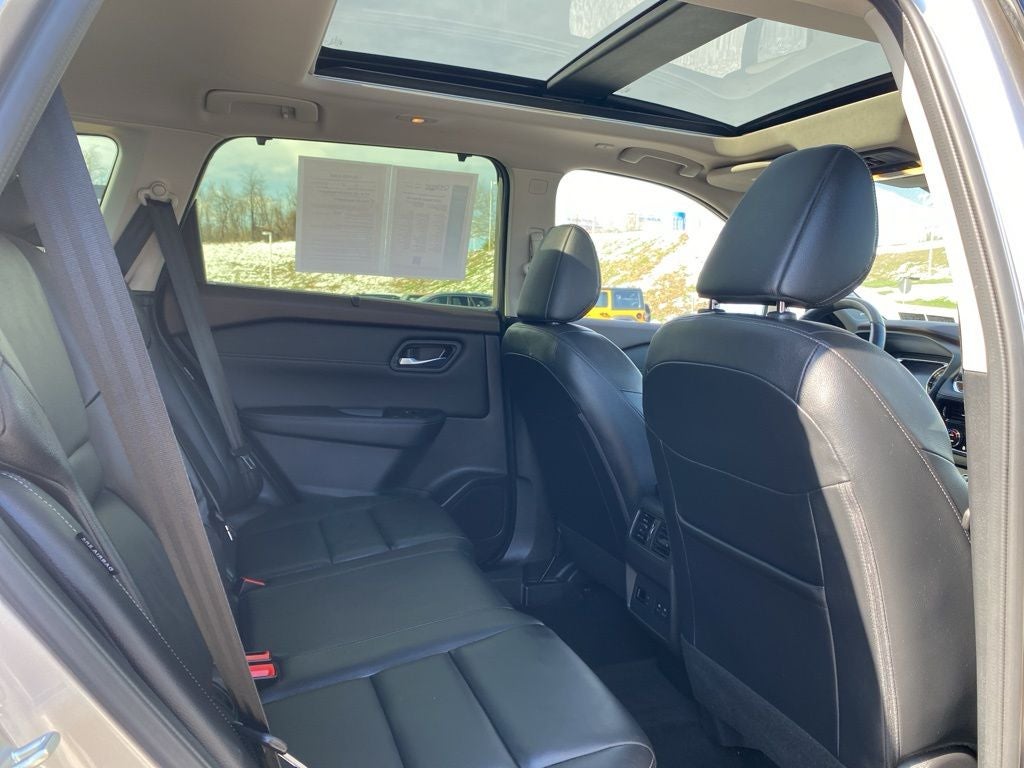 2023 Nissan Rogue SL