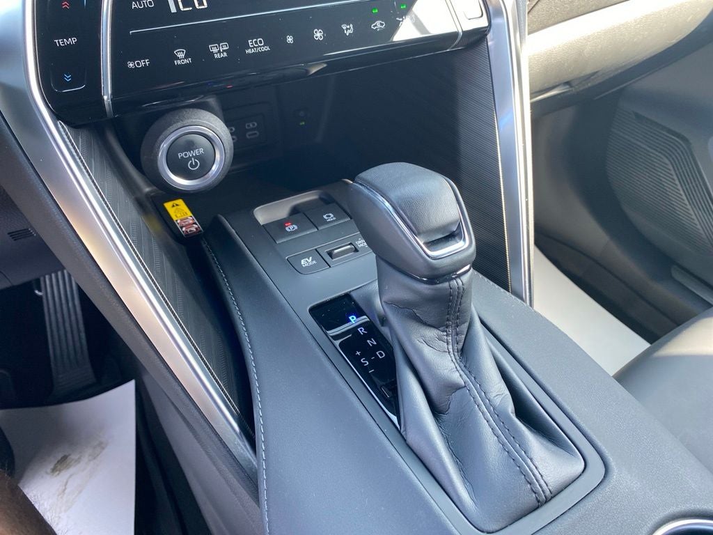 2023 Toyota Venza XLE