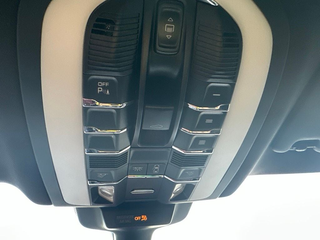 2015 Porsche Macan S
