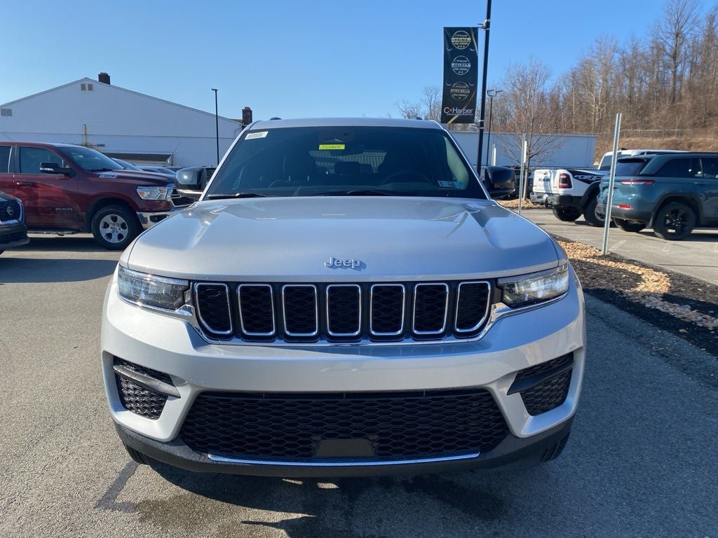 2026 Jeep Grand Cherokee GRAND CHEROKEE LAREDO 4X4