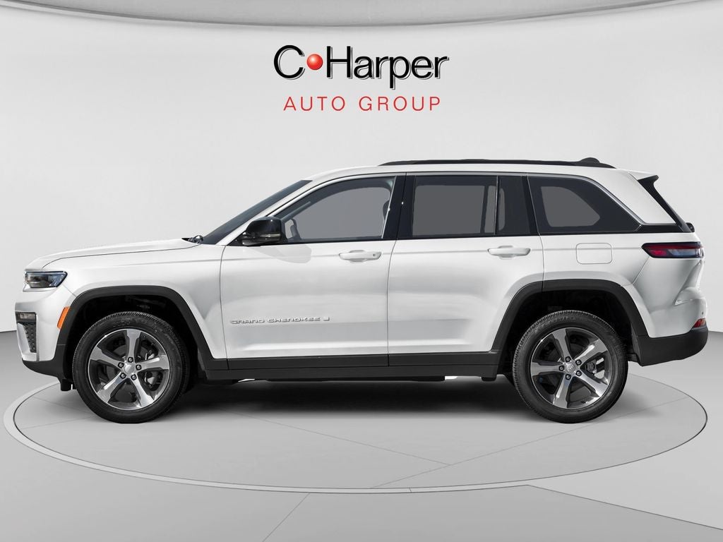 2027 Jeep Grand Cherokee Laredo X