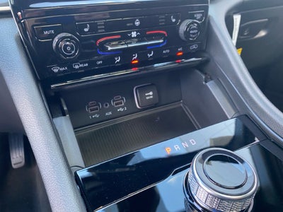 2027 Jeep Grand Cherokee Laredo X
