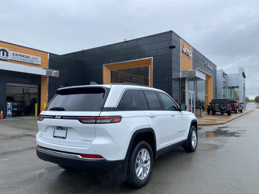 2025 Jeep Grand Cherokee GRAND CHEROKEE LAREDO X 4X4